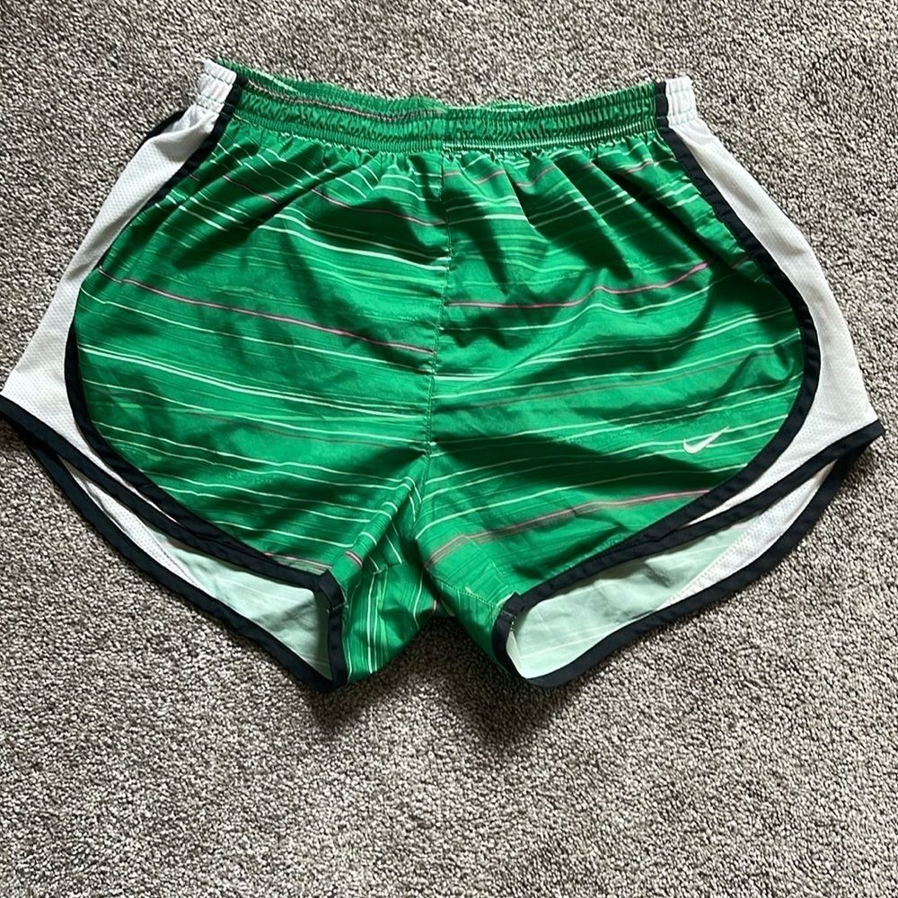 NIKE Tempo Women's Running Athletic Shorts.  Green Lines White Sides Women's S